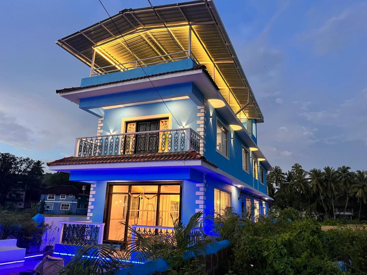 Dibs On Blue Morjim Hostel Luaran gambar