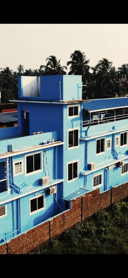 Dibs On Blue Morjim Hostel Luaran gambar