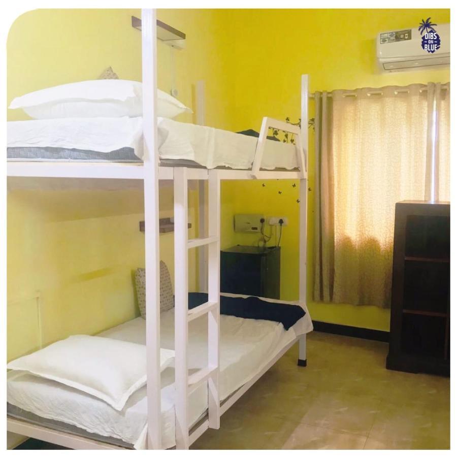 Dibs On Blue Morjim Hostel Luaran gambar